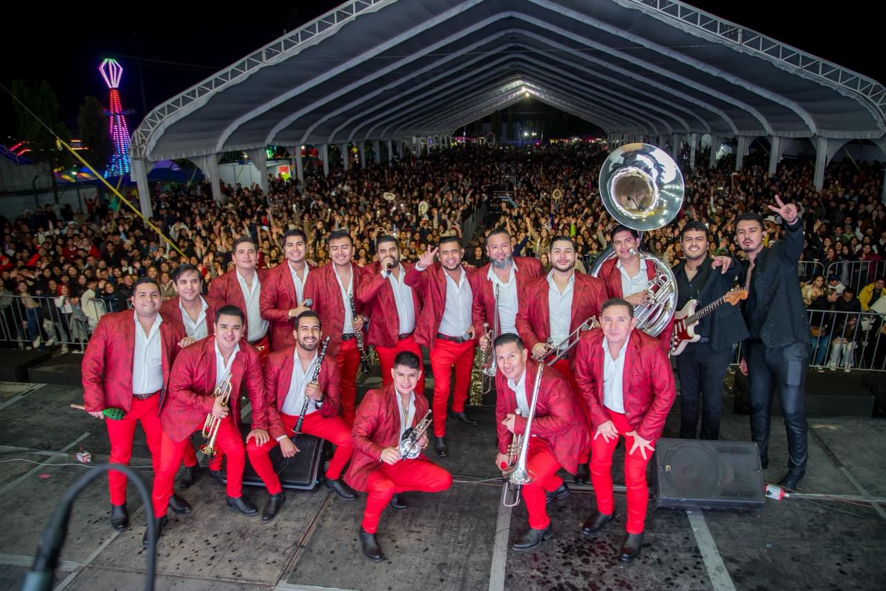 ÉXITO ROTUNDO DE LA ORIGINAL BANDA EL LIMÓN EN LA FERIA APIZACO 2026